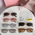 ⁦MIU MIU SMU 58Y Sunglasses⁩ – תמונה ⁦2⁩
