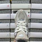 ⁦New Balance 9060 U9060WHT⁩ – תמונה ⁦2⁩