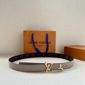 חגורת Louis Vuitton