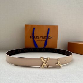 חגורת Louis Vuitton