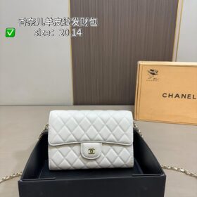 תיק CHANEL
