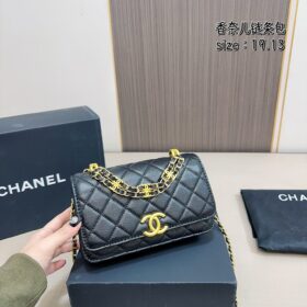 תיק שרשרת CHANEL