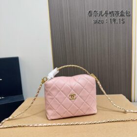 תיק CHANEL