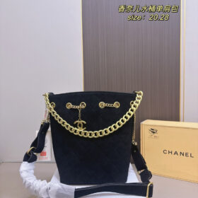 תיק CHANEL