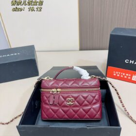 תיק CHANEL