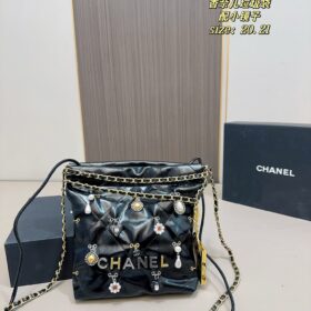 תיק CHANEL