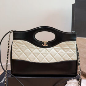 תיק CHANEL