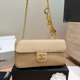 תיק CHANEL