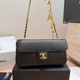 תיק CHANEL