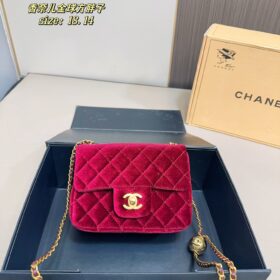 תיק CHANEL