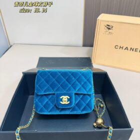 תיק CHANEL