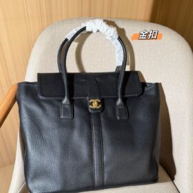 תיק Tote CHANEL