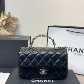 תיק CHANEL
