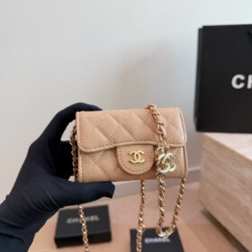 תיק CHANEL