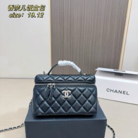 תיק CHANEL