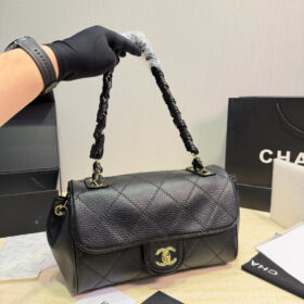 תיק CHANEL
