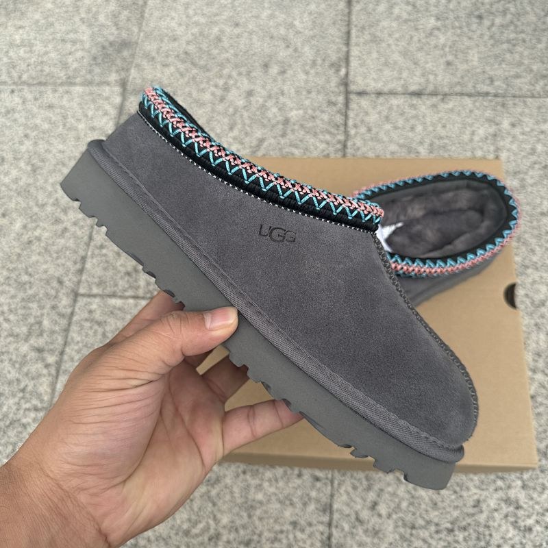 UGG TZ35