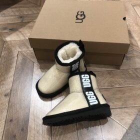 UGG ילדים