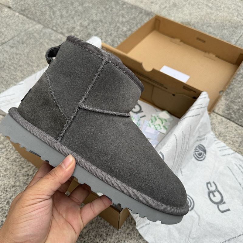 UGG UGG