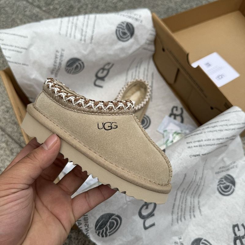 UGG