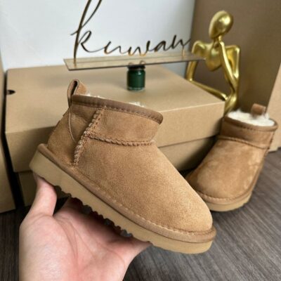 UGG