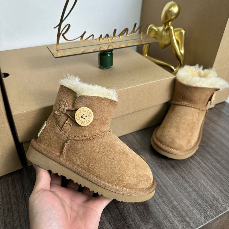 UGG
