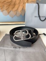 ⁦חגורה BALENCIAGA⁩ – תמונה ⁦4⁩