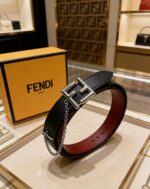 ⁦חגורה FENDI⁩ – תמונה ⁦2⁩
