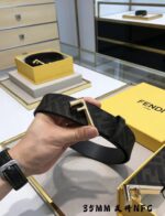 ⁦חגורה FENDI⁩ – תמונה ⁦2⁩