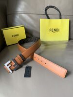 חגורה FENDI