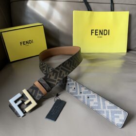 חגורה FENDI