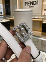 ⁦חגורה FENDI⁩ – תמונה ⁦2⁩