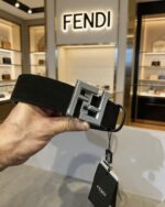 חגורה FENDI