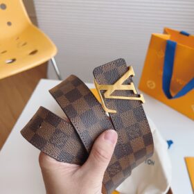 חגורה LOUIS VUITTON