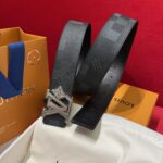 חגורה LOUIS VUITTON
