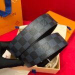 ⁦חגורה LOUIS VUITTON⁩ – תמונה ⁦4⁩