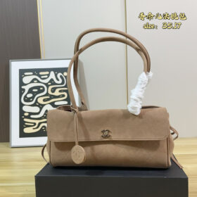 תיק CHANEL