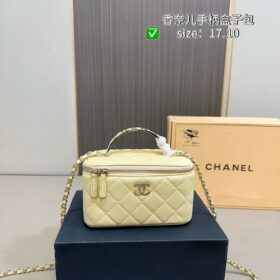 תיק CHANEL
