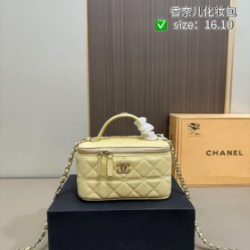 תיק CHANEL