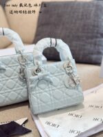 ⁦תיק DIOR Lady Dior⁩ – תמונה ⁦2⁩