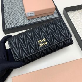 ארנק MIU MIU