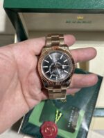 ⁦שעון Rolex SKY-Dweller⁩ – תמונה ⁦2⁩