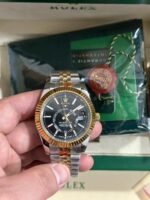 ⁦שעון Rolex SKY-Dweller⁩ – תמונה ⁦2⁩