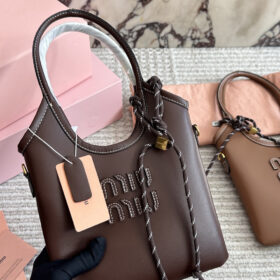 תיק MIU MIU Tote