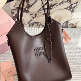תיק MIU MIU Tote