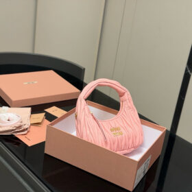 תיק MIU MIU Wander