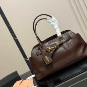 תיק MIU MIU Tote