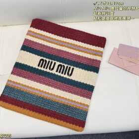 תיק MIU MIU