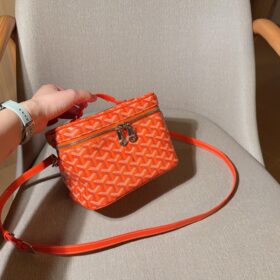 תיק GOYARD