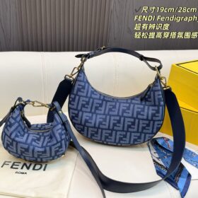 תיק FENDI